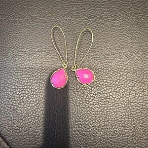 Kendra Scott hot pink/fuchsia drop earrings